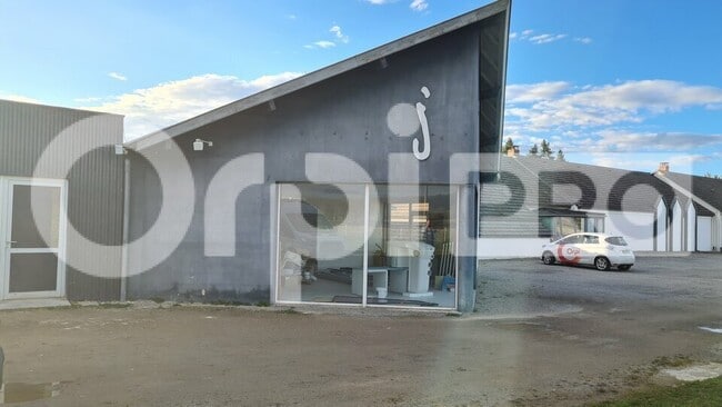 Plus de détails pour Local commercial à vendre