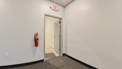 2260 Northwest Pky, Marietta, GA à louer - Vidéo sur l’annonce professionnelle 