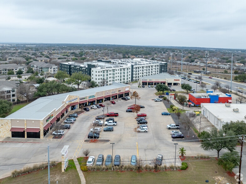 615 W Slaughter Ln, Austin, TX à louer - Aérien – Image 3 sur 3