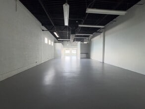 3825 Investment Ln, West Palm Beach, FL à louer Photo intérieure– Image 2 sur 7