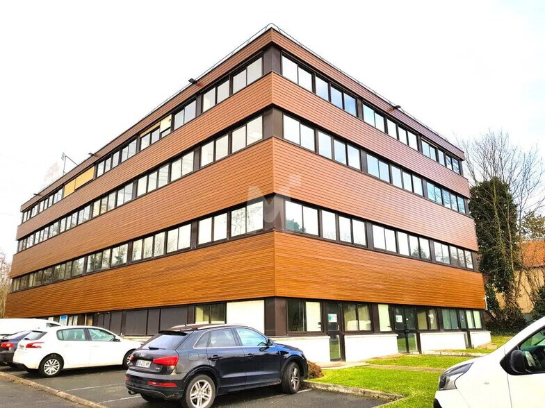 Bureau dans Palaiseau à louer - Photo de l’immeuble – Image 1 sur 11