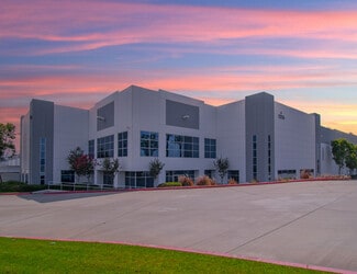 Plus de détails pour 12215 Holly St, Riverside, CA - Industriel/Logistique à louer