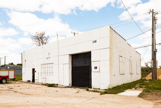 Plus de détails pour 2300 Michigan Ave, Detroit, MI - Local commercial à vendre