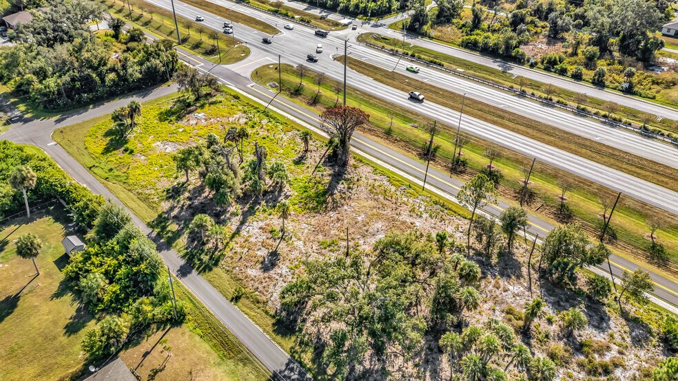 3280-3294 N Access Rd, Englewood, FL à vendre - Photo principale – Image 1 sur 21