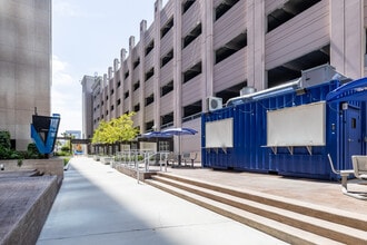 100 W Bay St, Jacksonville, FL à louer Photo intérieure– Image 1 sur 2