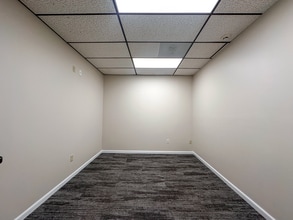 2095 S Main St, Waterbury, CT à louer Photo intérieure– Image 2 sur 8