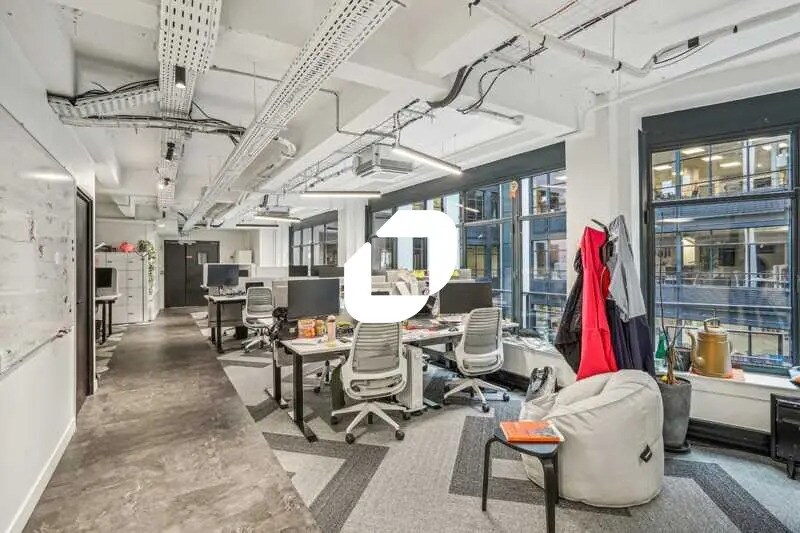 19 Rue Poissonnière, Paris à louer - Photo de l’immeuble – Image 3 sur 18