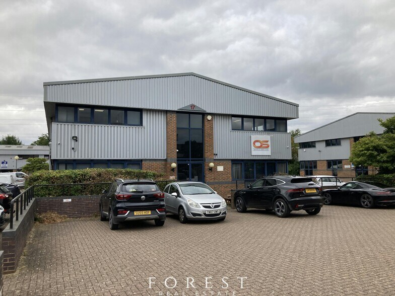 15-17 Dwight Rd, Watford à vendre - Photo principale – Image 1 sur 1