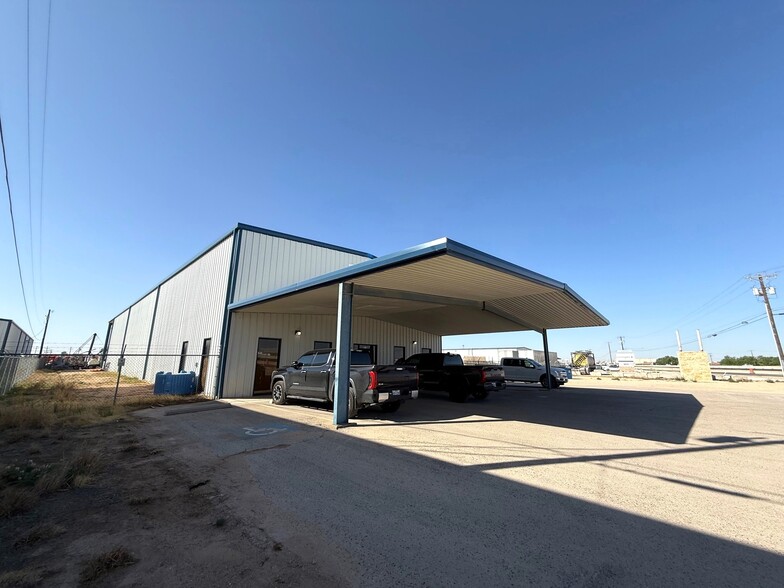 8415 W Interstate 20, Midland, TX à louer - Photo de l’immeuble – Image 1 sur 10