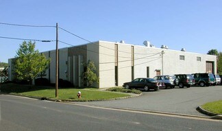 Plus de détails pour 248-252 E Lackland Dr, Middlesex, NJ - Industriel/Logistique à louer