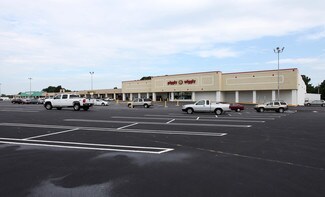Plus de détails pour 506-550 W Gannon Ave, Zebulon, NC - Local commercial à louer