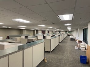 5445 Corporate Dr, Troy, MI à vendre Photo intérieure– Image 1 sur 3