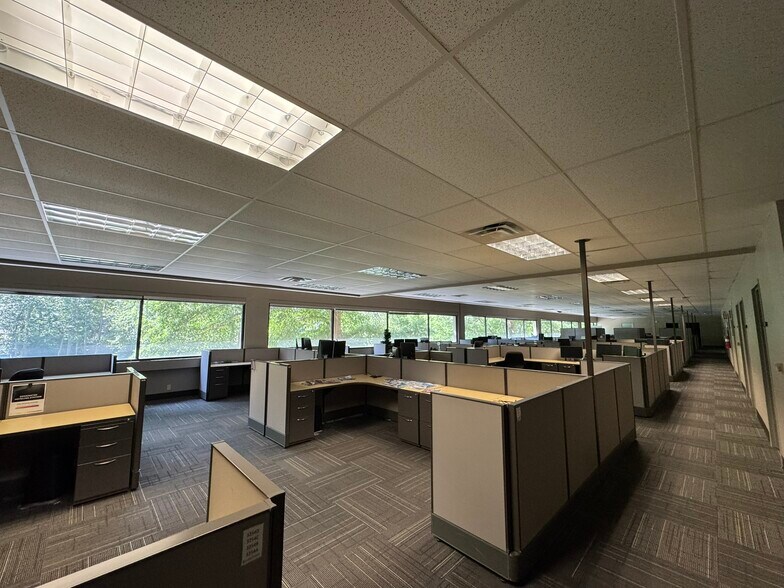 4005 Rodney Parham Rd, Little Rock, AR à louer - Photo de l’immeuble – Image 3 sur 7