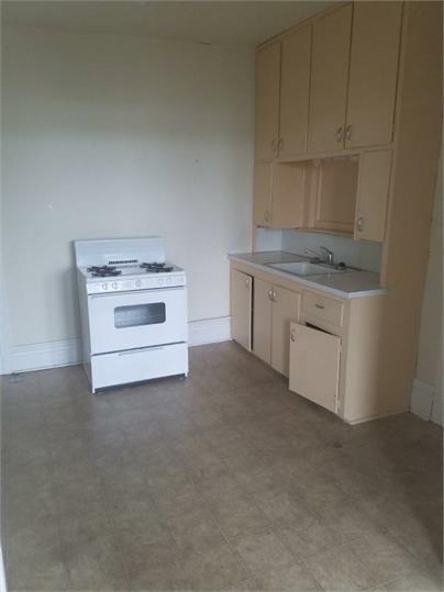 211 E Stephenson St, Freeport, IL à vendre - Photo de l’immeuble – Image 3 sur 25
