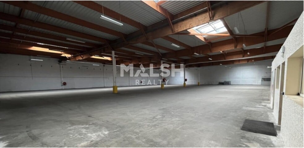 Industriel/Logistique dans Saint-Quentin-Fallavier à vendre - Photo intérieure – Image 2 sur 7