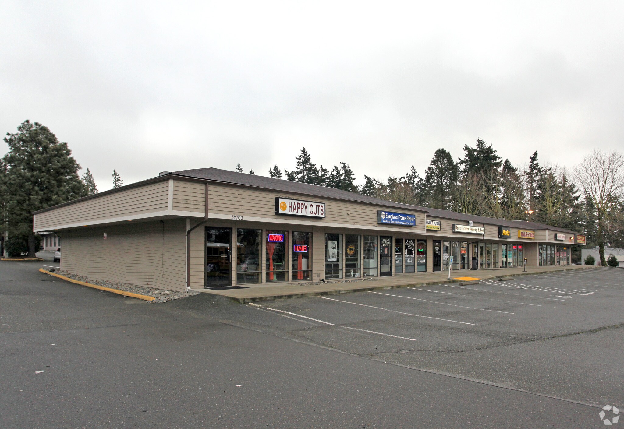 32700 Pacific Hwy S, Federal Way, WA à louer Photo principale– Image 1 sur 4