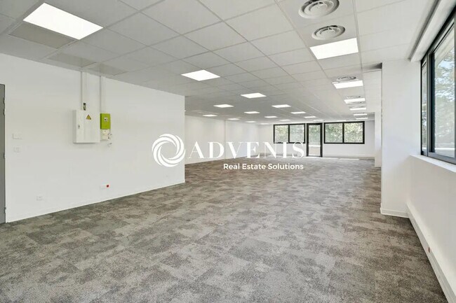 Plus de détails pour Bureau à louer