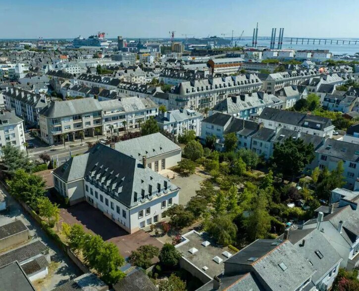 35 Avenue Du Général De Gaulle, Saint-Nazaire à louer - Photo de l’immeuble – Image 2 sur 14