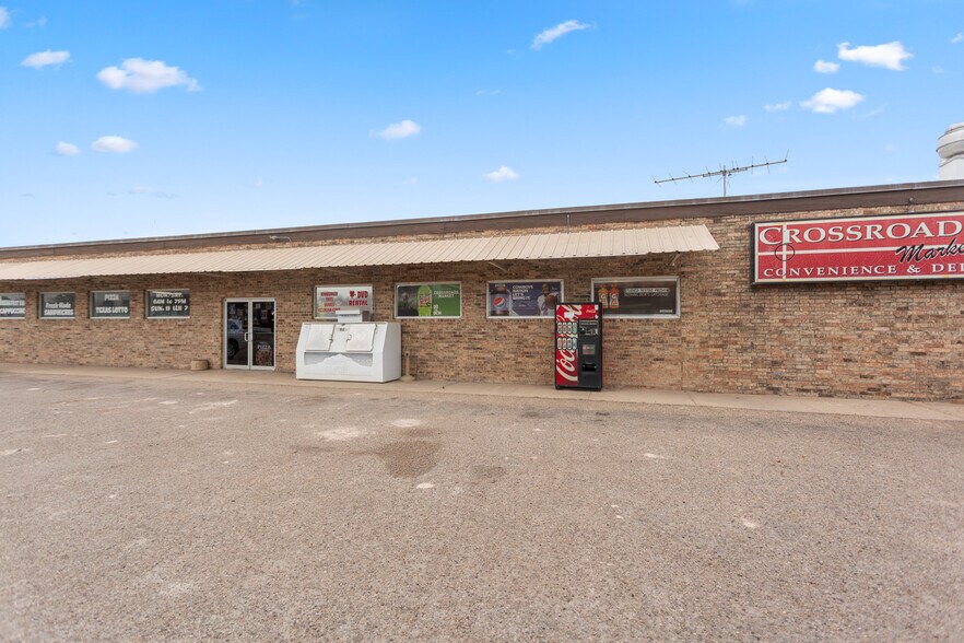 101 E Commercial St, Miami, TX à vendre - Photo de l’immeuble – Image 2 sur 36