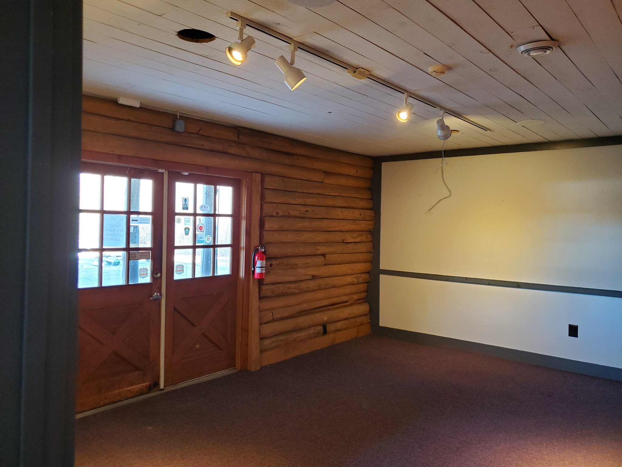 24-25 Hathorn Dr, Enfield, NH à louer Photo intérieure– Image 1 sur 7
