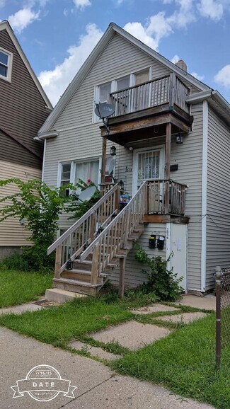 Plus de détails pour 2036 W Lincoln Ave, Milwaukee, WI - Logement à vendre