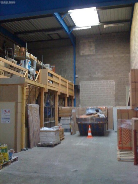 Industriel/Logistique dans Vitry-sur-Seine à louer - Photo de l’immeuble – Image 3 sur 8