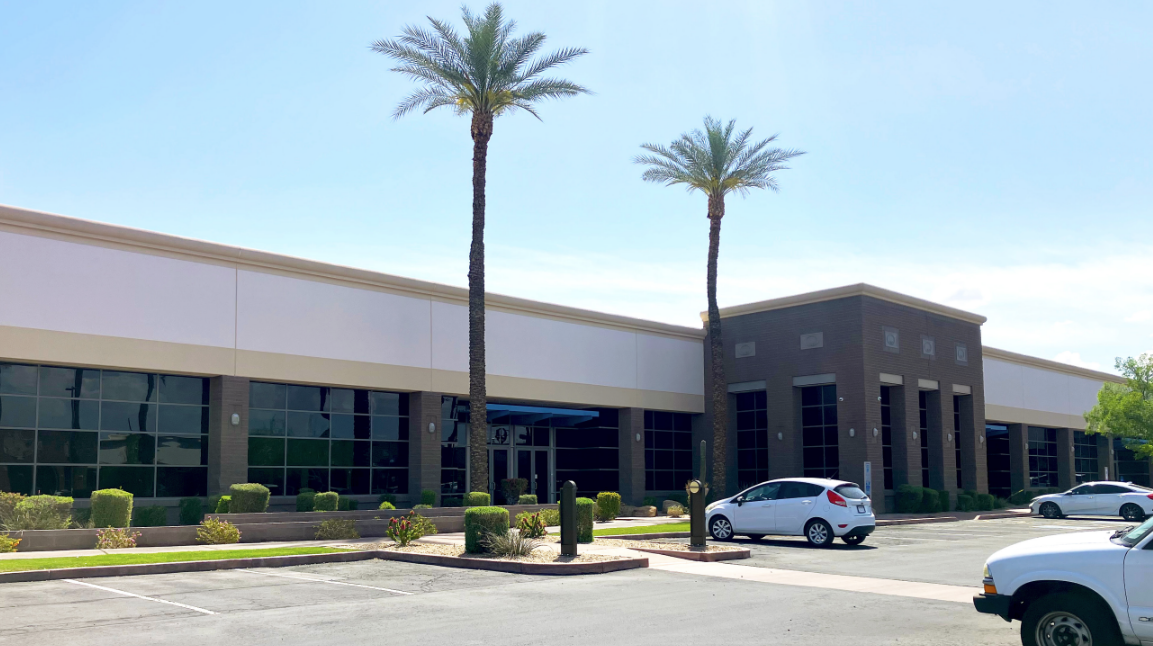 4675 E Cotton Commerce Blvd, Phoenix, AZ à louer Photo de l’immeuble– Image 1 sur 5