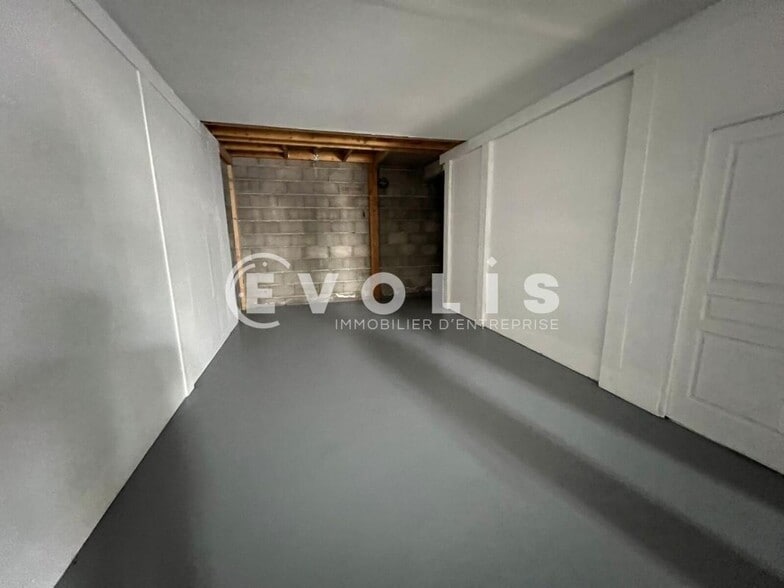 8 Rue Georges Polossat, Saint-Laurent-de-Mure à louer - Photo intérieure – Image 3 sur 18