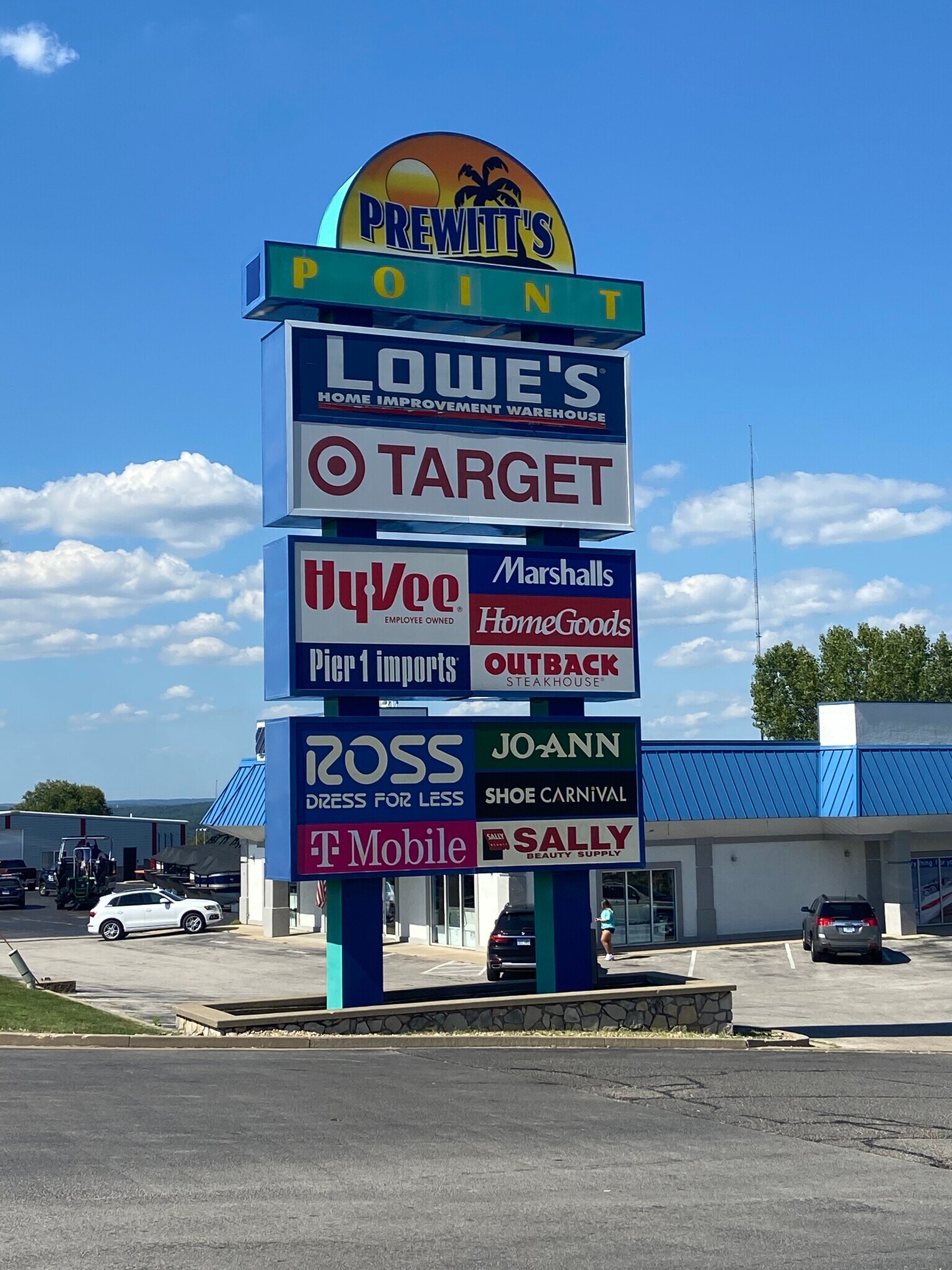 Jr Prewitt Pky, Osage Beach, MO à louer Autre– Image 1 sur 4