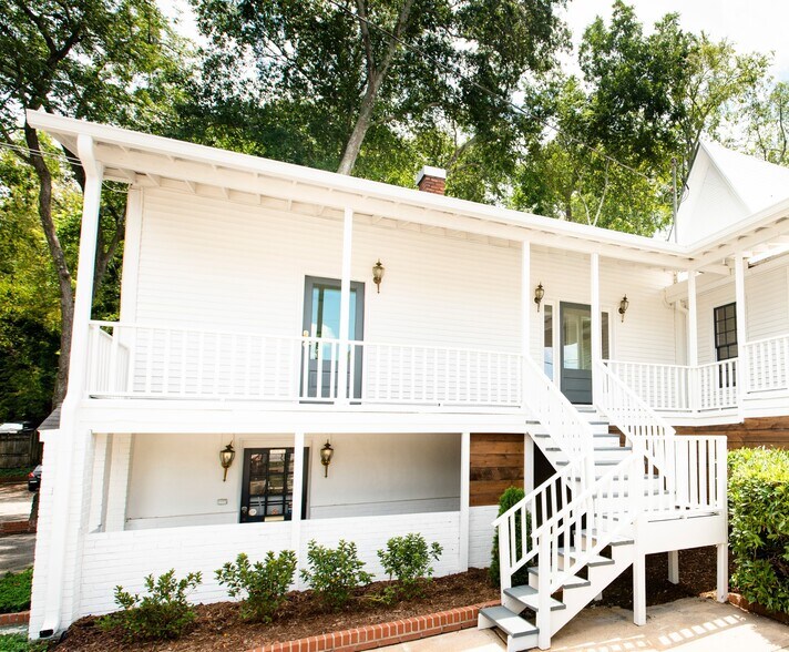 125 S Milledge Ave, Athens, GA à louer - Photo de l’immeuble – Image 3 sur 27