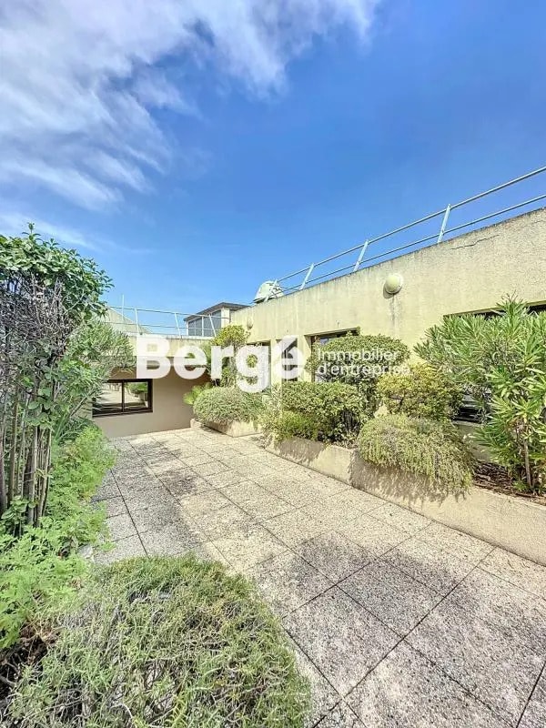 Bureau dans Mougins à vendre Photo de l’immeuble– Image 1 sur 6