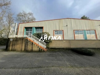 Plus de détails pour Local d'activités à louer