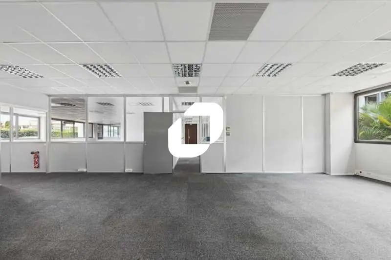 Bureau dans Pérols à louer - Photo de l’immeuble – Image 3 sur 26