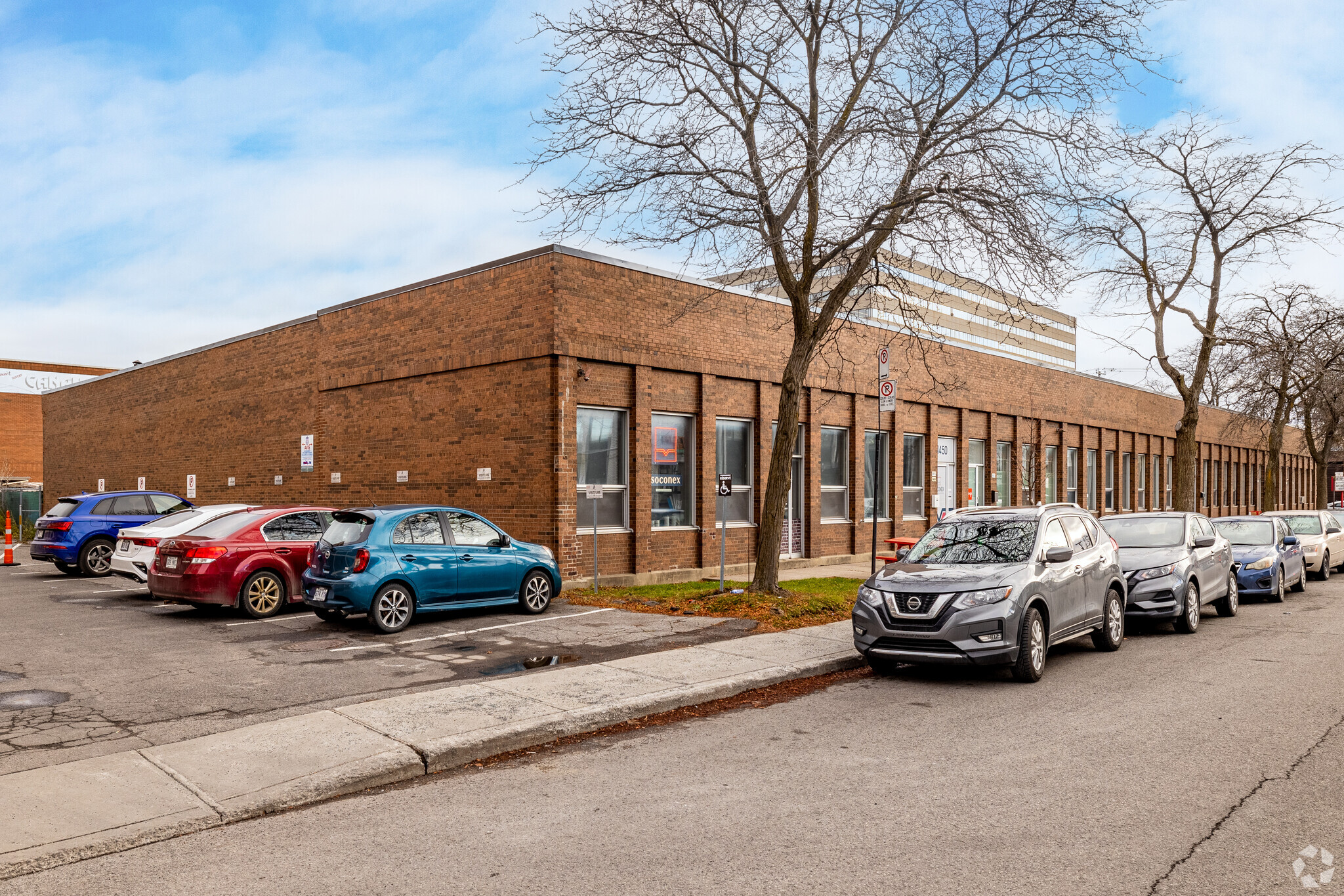 1450-1530 Rue Mazurette, Montréal, QC à louer Photo de l’immeuble– Image 1 sur 5