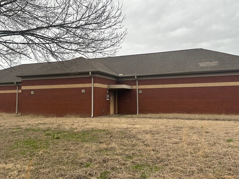 645 Lucy Black Rd, Bolivar, TN à vendre - Photo de l’immeuble – Image 3 sur 42