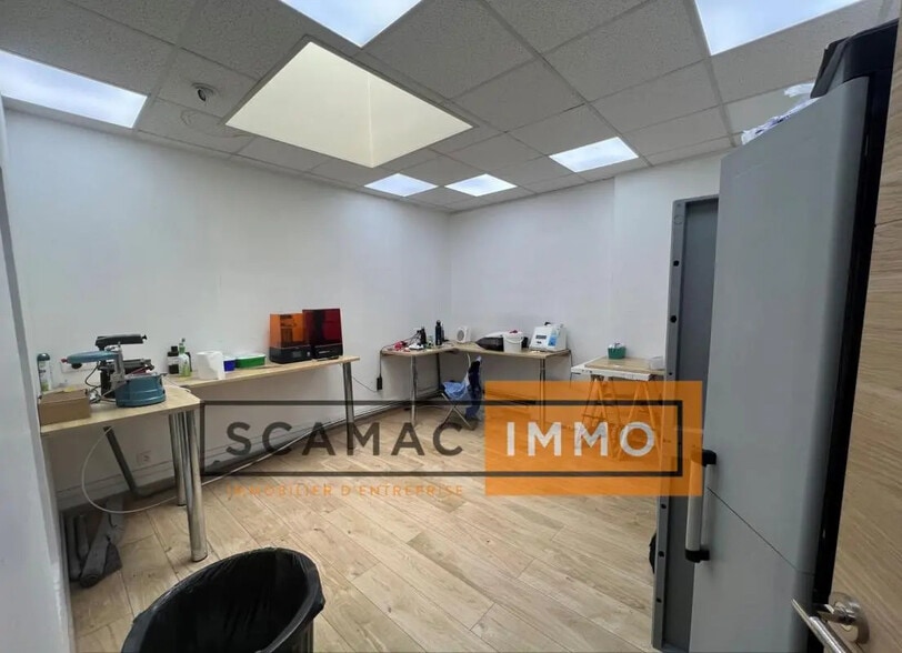 189 Rue D'Aubervilliers, Paris à louer - Photo de l’immeuble – Image 2 sur 9