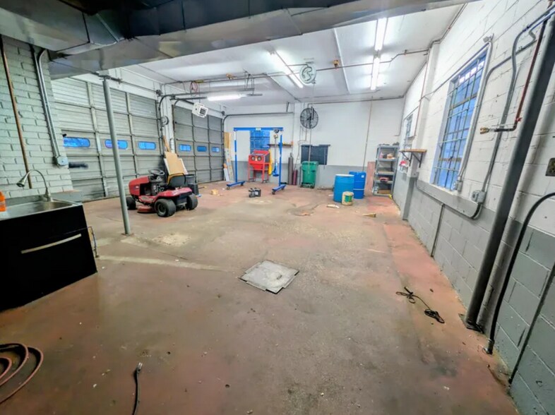 52 W Main St, Westville, IN à vendre - Photo intérieure – Image 2 sur 3