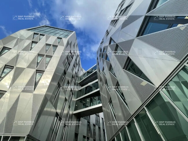 Plus de détails pour Bureau à louer