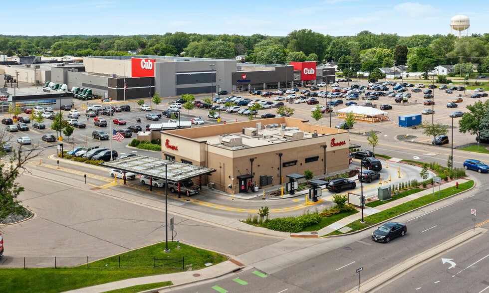 8020 Highway 7, Saint Louis Park, MN à vendre - Photo de l’immeuble – Image 1 sur 8