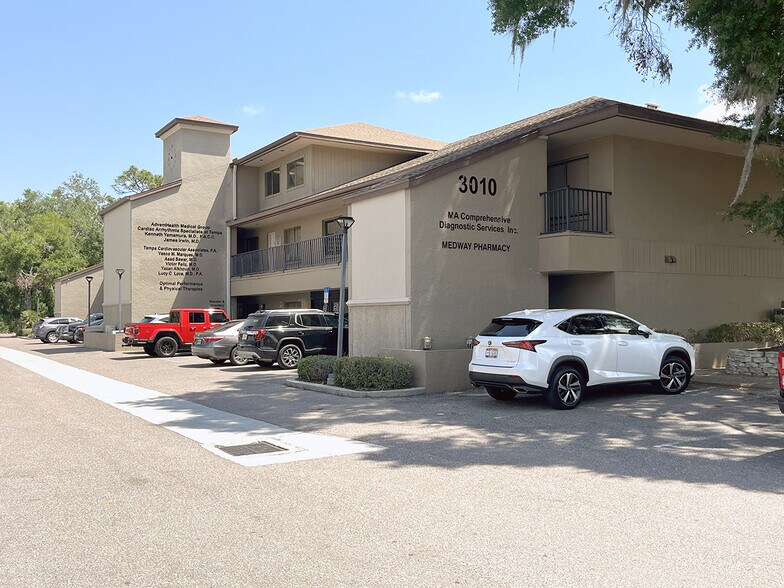 3010 E 138th Ave, Tampa, FL à louer - Photo de l’immeuble – Image 1 sur 5