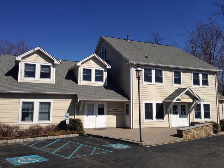 408 Main St, Chester, NJ à louer - Photo de l’immeuble – Image 2 sur 9