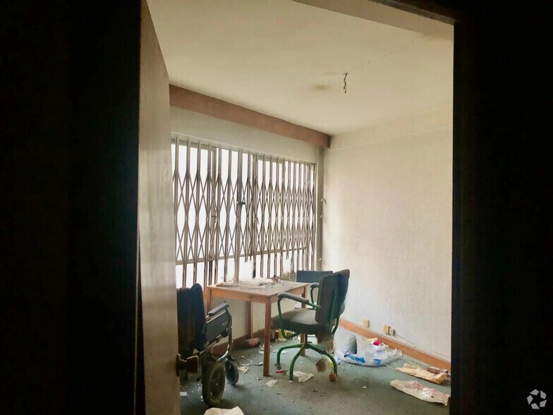View Photo