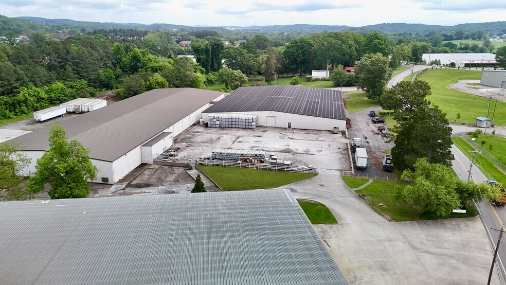 2915 20th St NE, Cleveland, TN à louer - Photo de l’immeuble – Image 2 sur 7