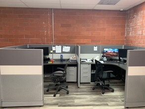 317 S Isis Ave, Inglewood, CA à louer Photo intérieure– Image 2 sur 3