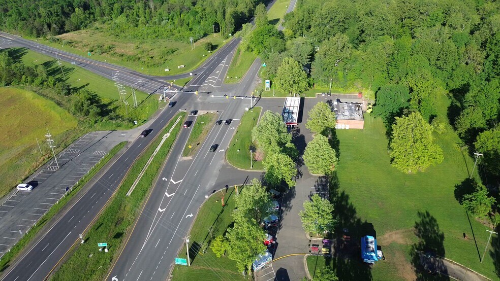 18193 Lee hwy, Amissville, VA à vendre - Vidéo sur l’annonce professionnelle – Image 2 sur 22