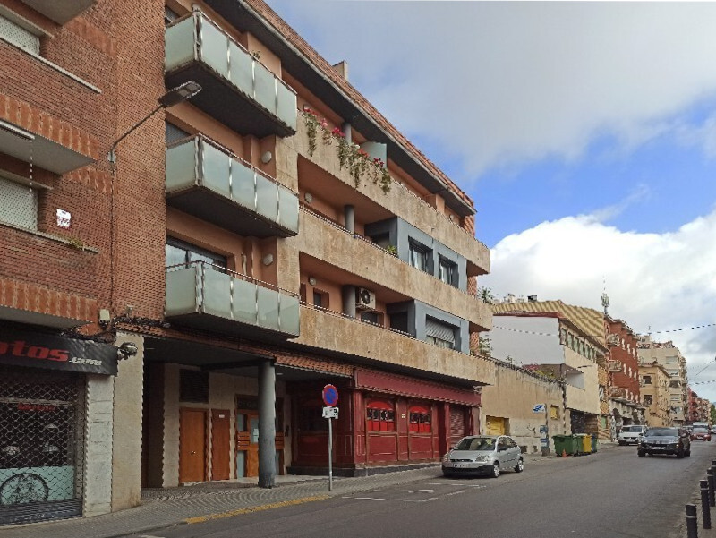 Immeuble residentiel dans Terrassa, Barcelona à vendre Photo de l’immeuble– Image 1 sur 2