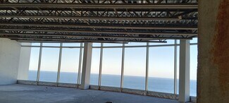 Plus de détails pour 9860 S Thomas Dr, Panama City Beach, FL - Logement à vendre