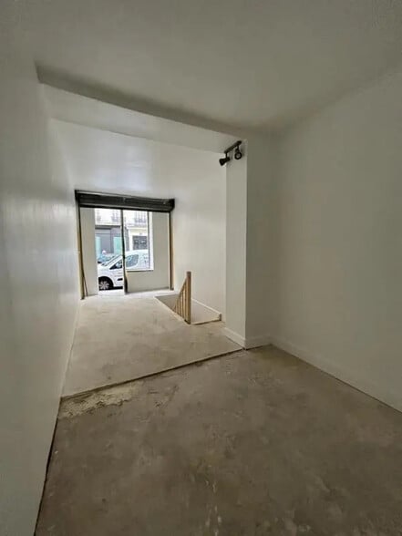 13 Rue Mayet, Paris à louer - Photo de l’immeuble – Image 3 sur 8