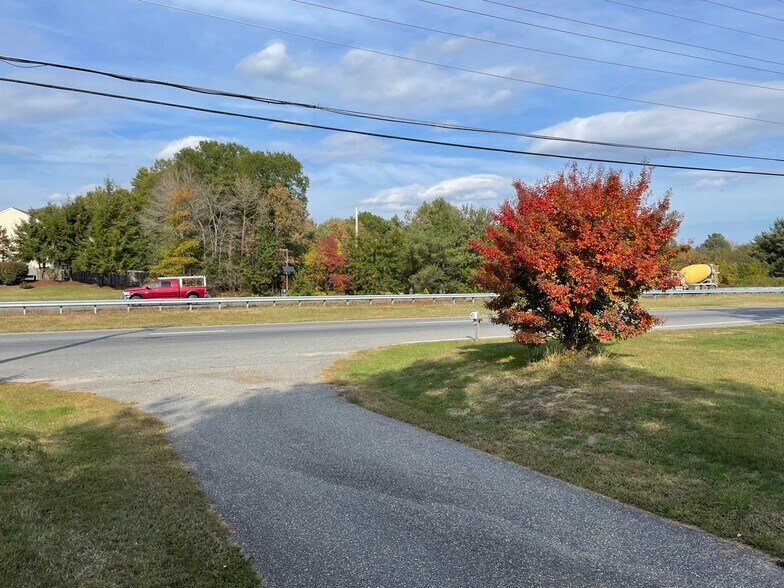 10165 Berry Rd, Waldorf, MD à vendre - Photo de l’immeuble – Image 3 sur 4