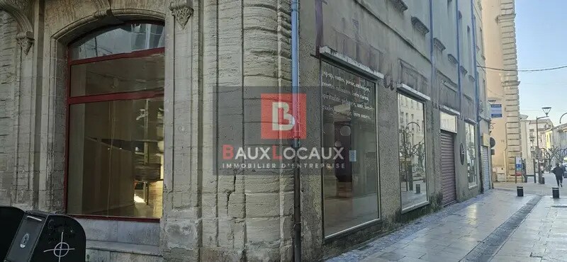 Local commercial dans Carpentras à louer - Photo de l’immeuble – Image 1 sur 5